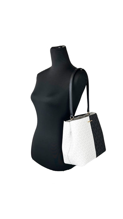 Michael Kors Medium Pratt Signature Bucket Bag