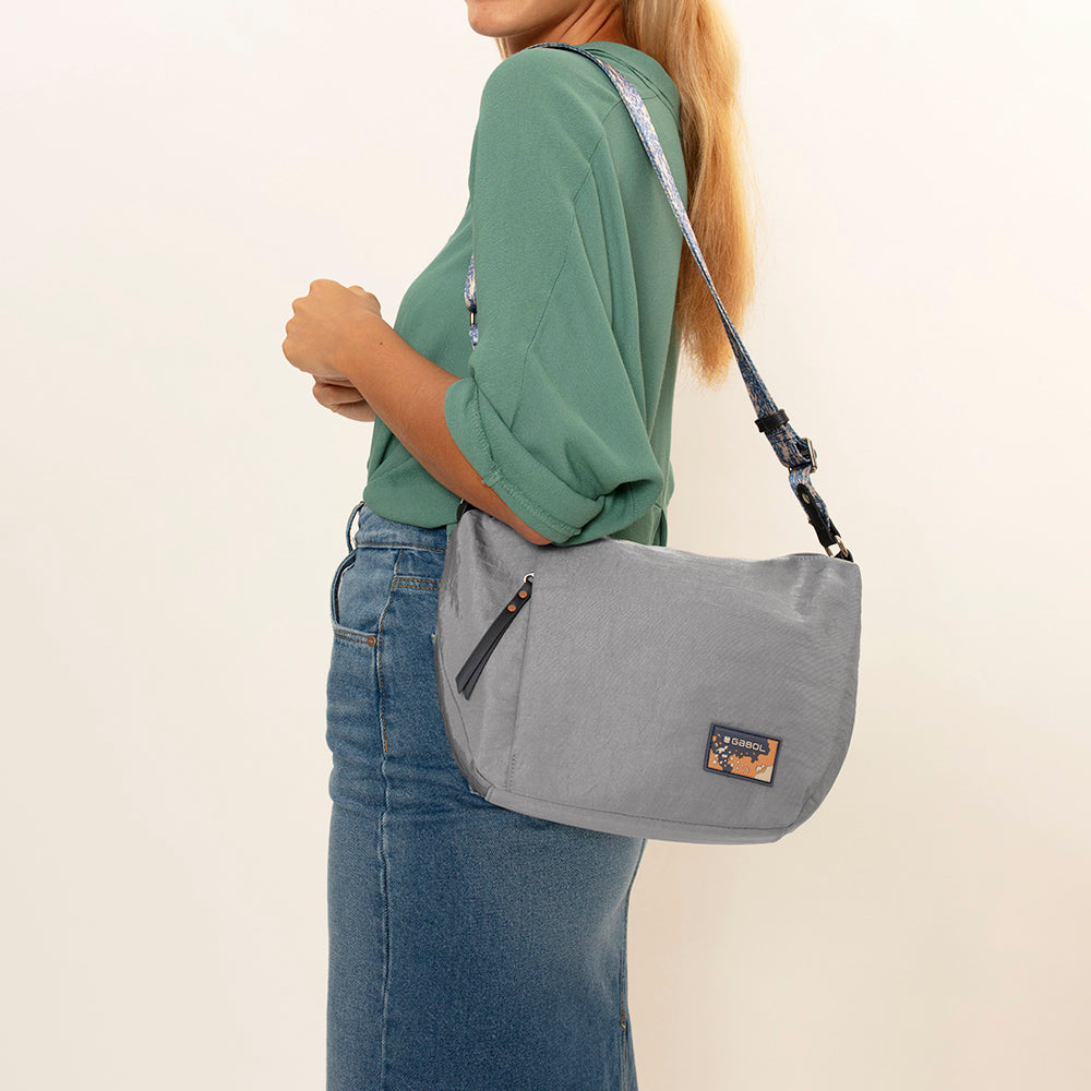 Bolso media luna LUZ